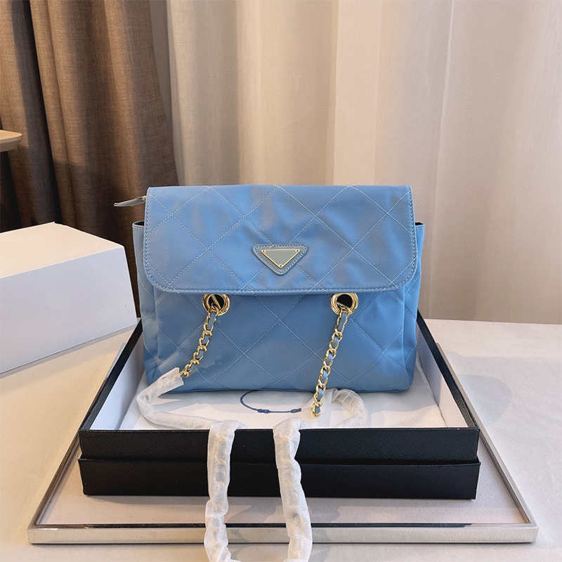 Designers Latest Summer Color Shoulder Bag HOBO High Quality Nylon Double Chain Parachute Bags Crossbody Luxurys Fashion All-match Purses, Box(not sale separately)
Designers Latest Summer Color Shoulder Bag HOBO High Quality Nylon Double Chain Parachute Bags Crossbody Luxurys Fashion All-match Purses, Box(not sale separately)