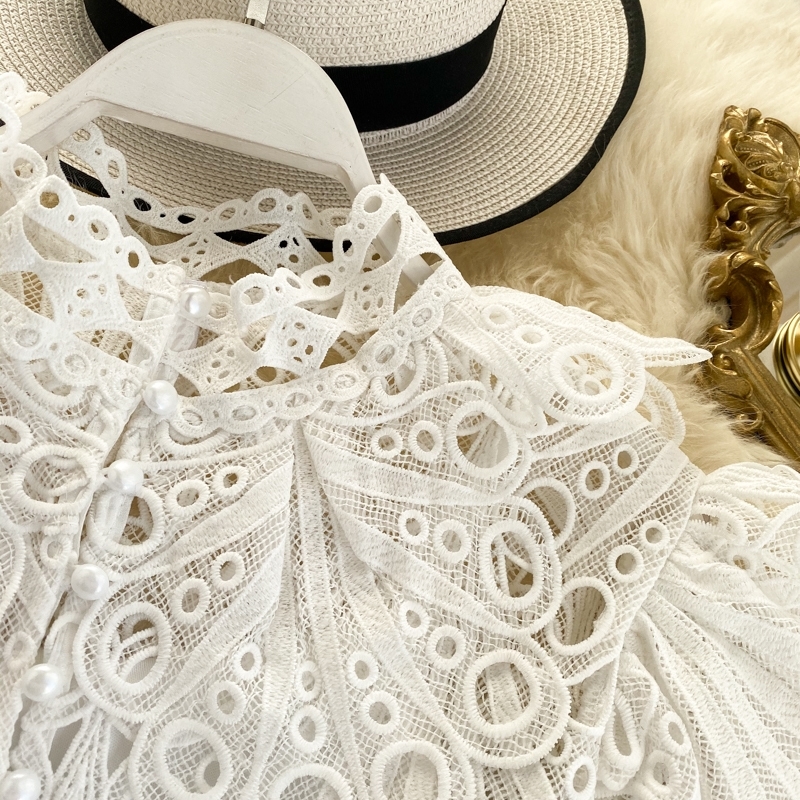 Mozuleva Spring New Sweet Ruffles Hollow Out Polka Dot Lace Shirt Women Long Flare Sleeve Button Fashion Runway Blouse Top T200321