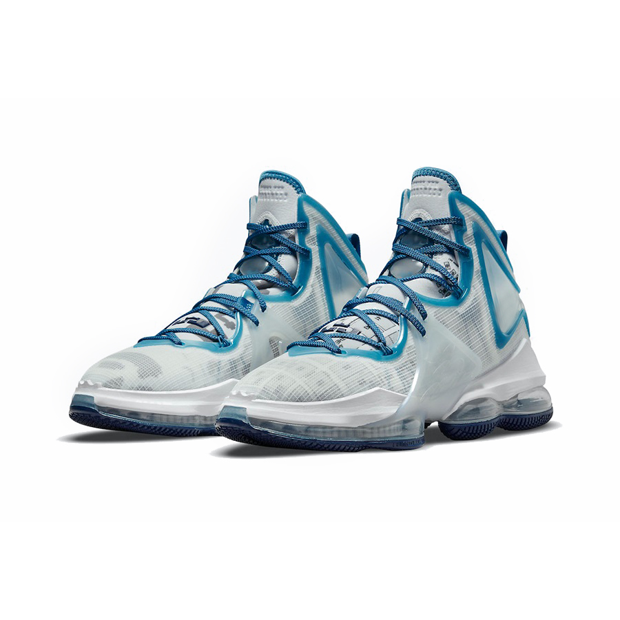 Mens lebron 19 basketball shoes mens James lebrons XIX sneakers Black Red White Blue Christmas CNY BHM Bred with box size US 7 to 12
Mens lebron 19 basketball shoes mens James lebrons XIX sneakers Black Red White Blue Christmas CNY BHM Bred with box size US 7 to 12