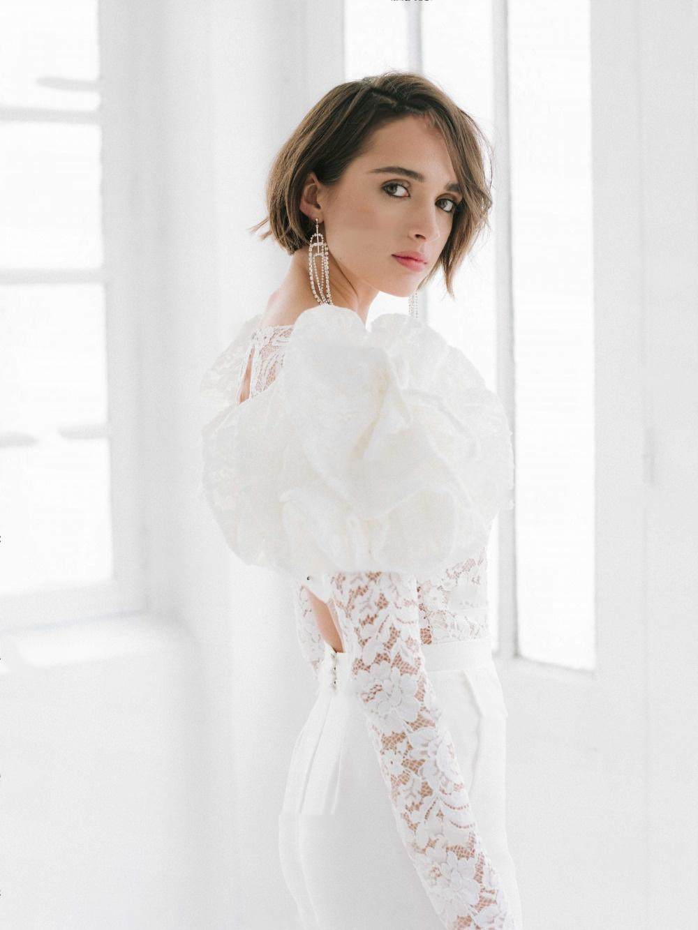 Sexy Backless Jumpsuits Wedding Dresses 2021 Bridal Gowns Lace Long Sleeve Deep V Neck Second Reception Dress Boho Beach Outdoor Elopement Pants Suit