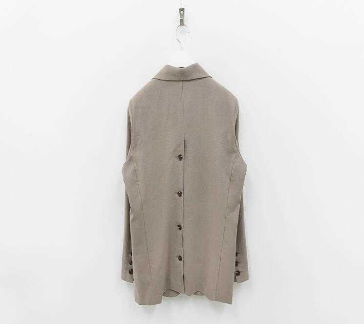 Qooth Women Solid Blazer Korean Ins Retro Lapel Slim Back Split Button All-match Loose Thin Suit Cropped Jacket Female QT129 210609