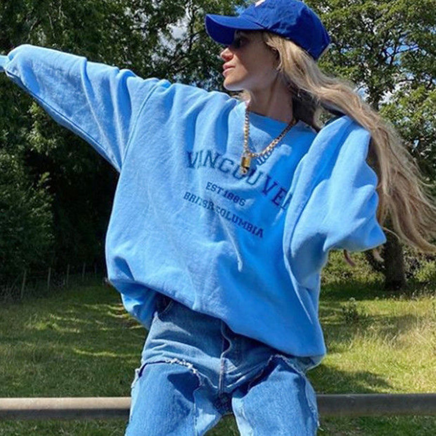2021 Nice Blue Letter Print Vintage Preppy Style Oversized Sweatshirt for Teens Girls Casual Loose Long Sleeve Harajuku Tops Clothes Futt
2021 Nice Blue Letter Print Vintage Preppy Style Oversized Sweatshirt for Teens Girls Casual Loose Long Sleeve Harajuku Tops Clothes Futt