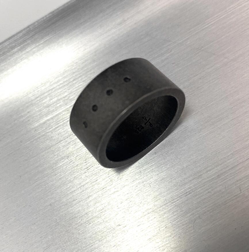 21SS PARTS OF FOUR High quality classic black 925 Silver ring fashion street punk accessories
21SS PARTS OF FOUR High quality classic black 925 Silver ring fashion street punk accessories
