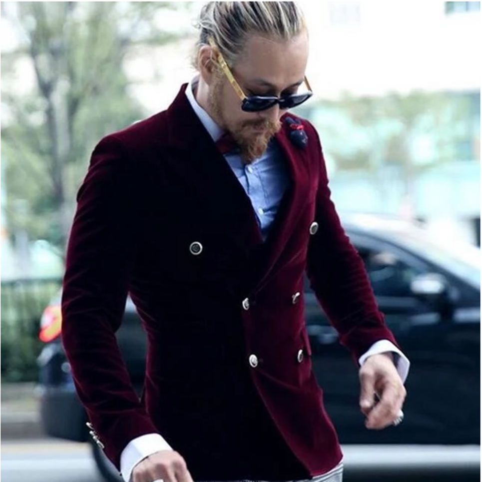 Fashion Burgundy Velvet Groom Tuxedos Men Suits for Wedding Peaked Lapel Slim Fit Man Outfit Latest Coat