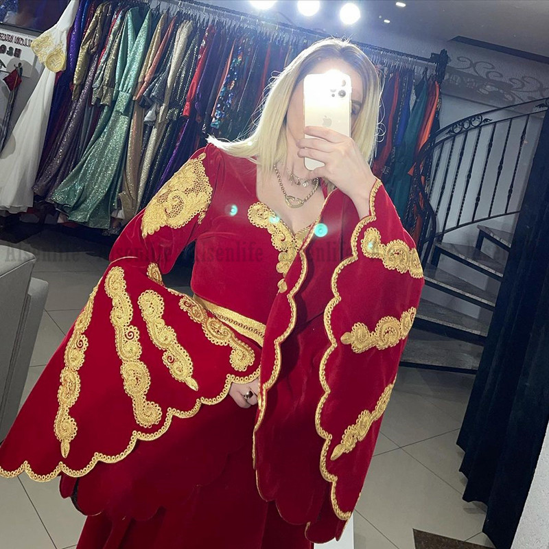 Traditional vestidos formales Arabic Velvet Evening Dresses Caftan Flared Sleeves Applique Prom Dress robe de soirée 2021