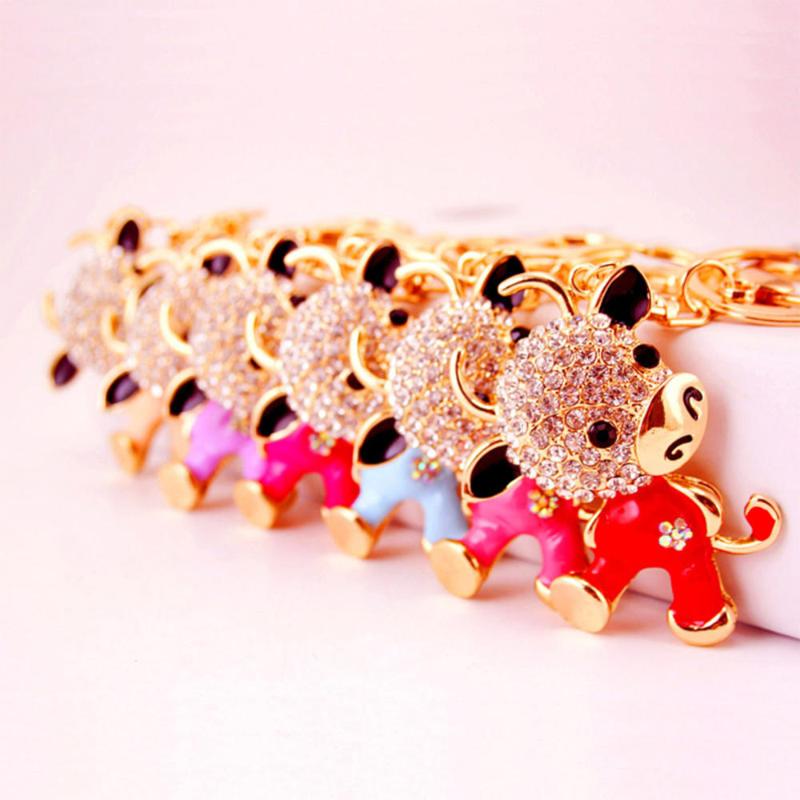 Keychains Creative Alloy Jewelry Rhinestone Crystal Lovely Cow Keychain Keyring For Car Handbag Chram Key Holder Pendant
Keychains Creative Alloy Jewelry Rhinestone Crystal Lovely Cow Keychain Keyring For Car Handbag Chram Key Holder Pendant