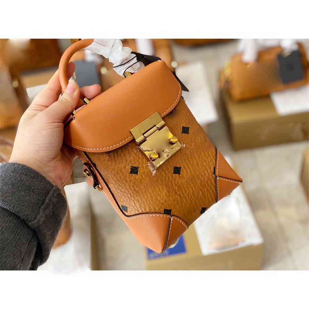Luxury designer Crossbody Shoulder Backpack Handbags Tote bag Bags Handbags Wallet Purse Premium M family fries pretty cute intellectual mes
Luxury designer Crossbody Shoulder Backpack Handbags Tote bag Bags Handbags Wallet Purse Premium M family fries pretty cute intellectual mes