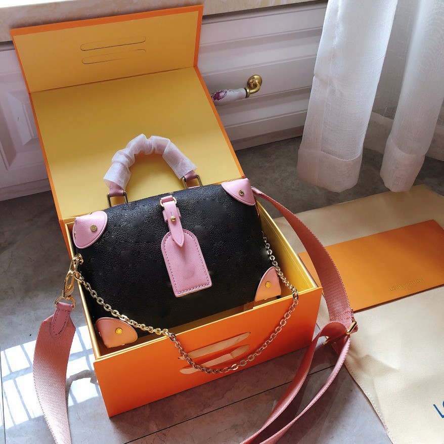 New shoulder bags Women handbag Crossbody brands designer handbags high quality flower printing bag purse 20/14/8cm, Black
New shoulder bags Women handbag Crossbody brands designer handbags high quality flower printing bag purse 20/14/8cm, Black