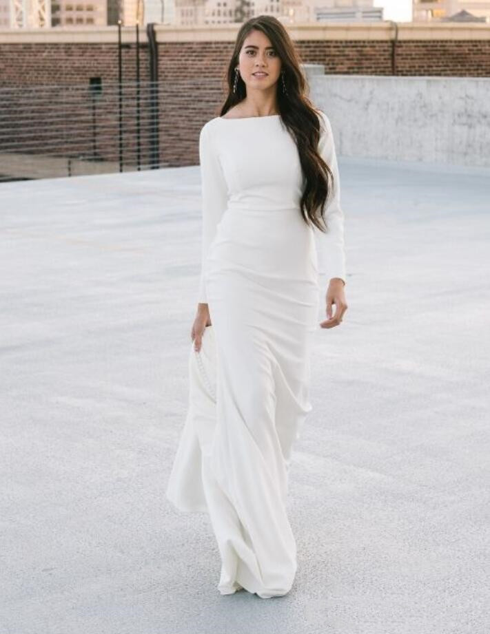 vintage Crepe Mermaid Wedding Dresses Modest Long Sleeves Boat Neck Buttons Back Simple Elegant LDS Bridal Gowns Religious Bride Gown