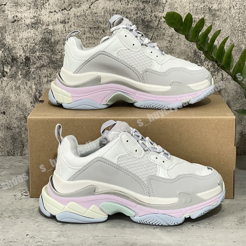 Factory Direct Paris Triple S Casual Dad Shoes Mens Womens Track Black White Gym Red Grey Platform Lovers Sneakers EUR 36-45, Colour-41
Factory Direct Paris Triple S Casual Dad Shoes Mens Womens Track Black White Gym Red Grey Platform Lovers Sneakers EUR 36-45, Colour-41