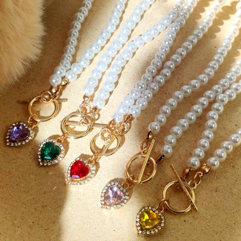 Chokers Flatfoosie Colorful Heart Crystal Pendant Necklace For Women Imitation Pearls Clavicle Chain OT Buckle Fashion Jewelry
Chokers Flatfoosie Colorful Heart Crystal Pendant Necklace For Women Imitation Pearls Clavicle Chain OT Buckle Fashion Jewelry
