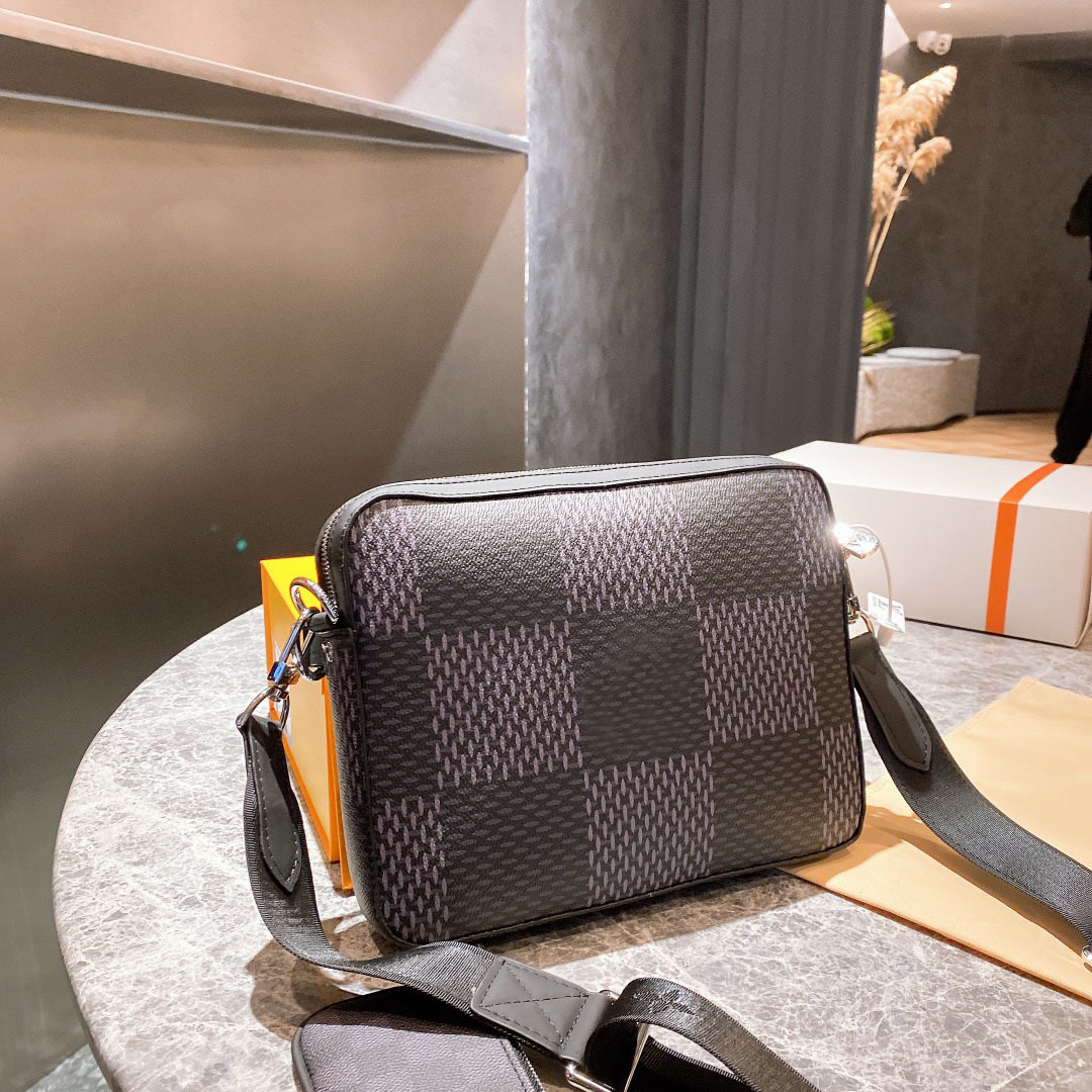 2021 New Top Sheepskin Crossbody Bag Women Luxurys Designers Bags Shoulder Bag Luxurys Designers Crossbody Bags 26*4*19cm 2222d, Black
2021 New Top Sheepskin Crossbody Bag Women Luxurys Designers Bags Shoulder Bag Luxurys Designers Crossbody Bags 26*4*19cm 2222d, Black