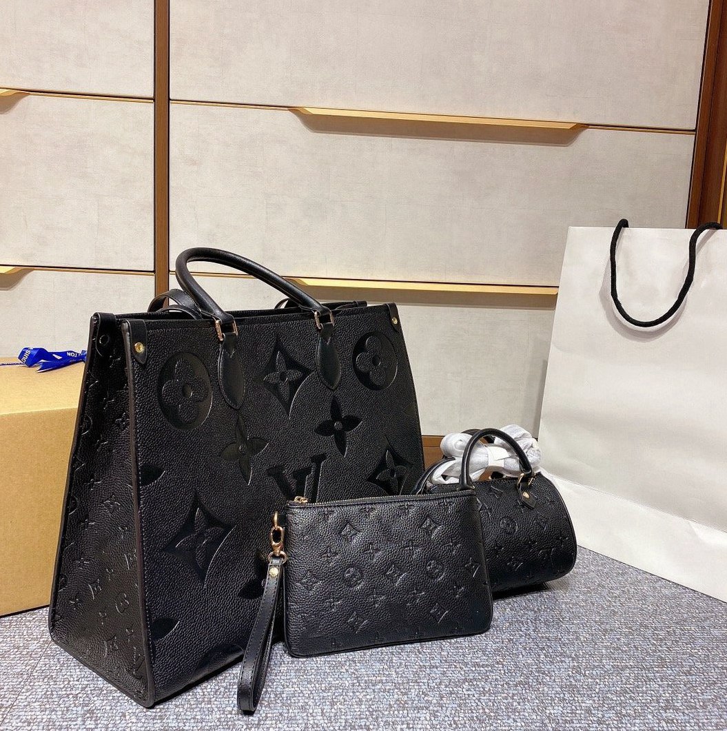 luxury designers leather shoulder bags tote handbags womens crossbody bag clutch purses wallet backpack -l3189, Red;black
luxury designers leather shoulder bags tote handbags womens crossbody bag clutch purses wallet backpack -l3189, Red;black