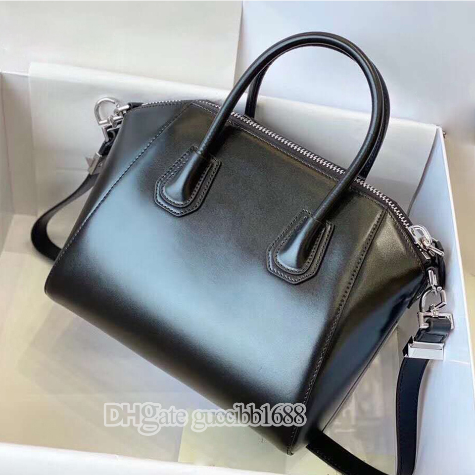 Designer Handbags black patent genuine leather cowhide hand bag top quality women cross body antig0na luxury bags with removable strap date code, Contact us
Designer Handbags black patent genuine leather cowhide hand bag top quality women cross body antig0na luxury bags with removable strap date code, Contact us