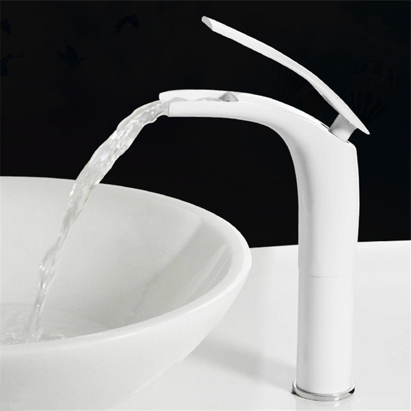 2021 New Bathroom White and Black Baking Solid Brass Specail Sink Mixer Tap Hot & Cold Waterfall Basin Faucet Free Shipping Falu
2021 New Bathroom White and Black Baking Solid Brass Specail Sink Mixer Tap Hot & Cold Waterfall Basin Faucet Free Shipping Falu