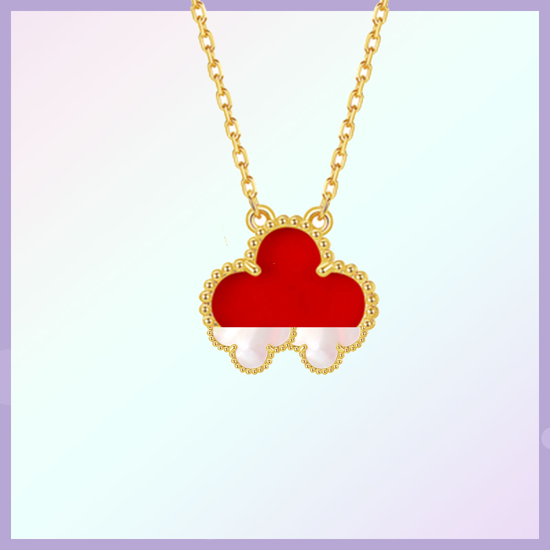 Classic fashion 18K gold rose gold four-leaf clover necklace for women with simple personality and high quality
Classic fashion 18K gold rose gold four-leaf clover necklace for women with simple personality and high quality