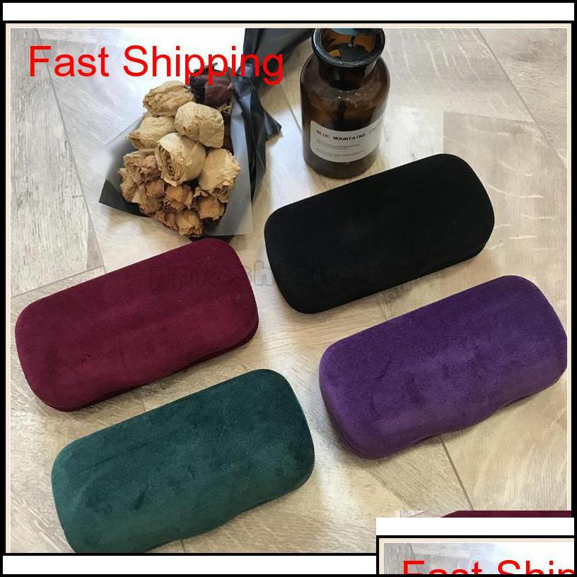 Cases Bags Eyewear & Fashion Aessories Bee Glasses Box Color Suede Case Brand Red Green Sunglasses Bag Cloth 4 Colors 4P7Y8 Drop Delivery 20
Cases Bags Eyewear & Fashion Aessories Bee Glasses Box Color Suede Case Brand Red Green Sunglasses Bag Cloth 4 Colors 4P7Y8 Drop Delivery 20