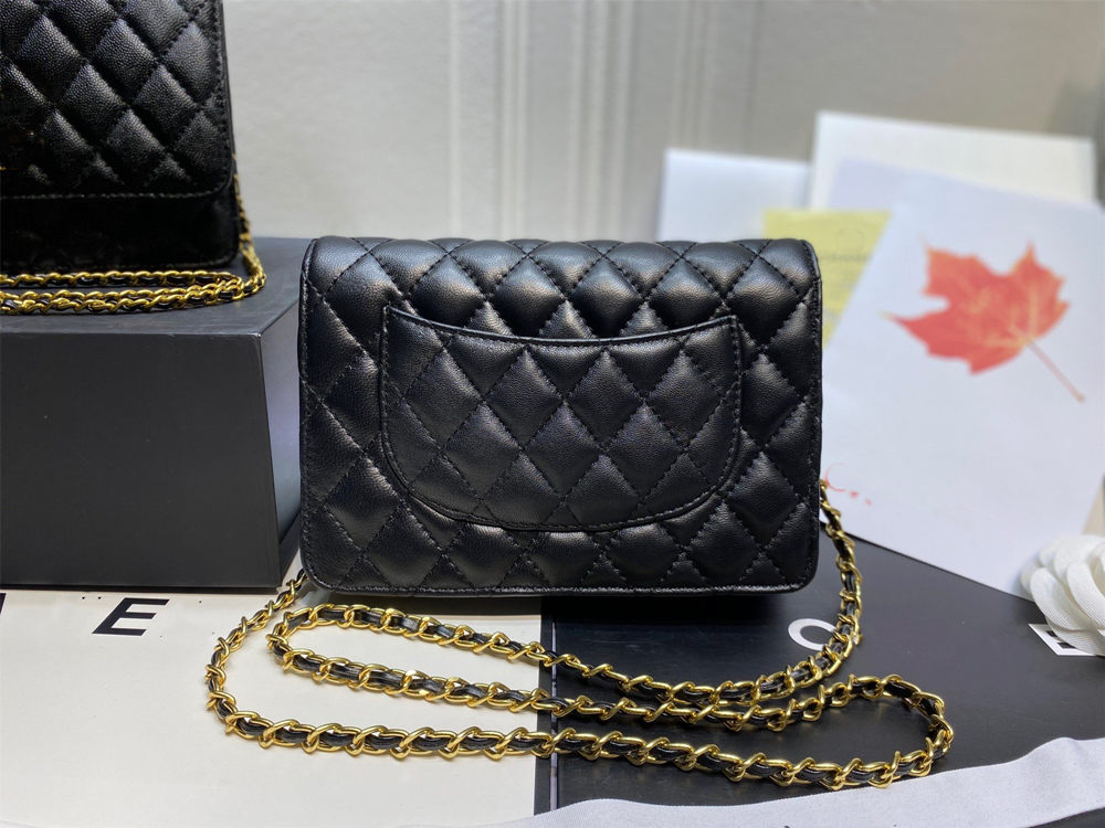 Leather Handbag Women Chain Bag luxurys Fashion Designers Bags clutch Classic Ladies Diagonal Handbags
Leather Handbag Women Chain Bag luxurys Fashion Designers Bags clutch Classic Ladies Diagonal Handbags