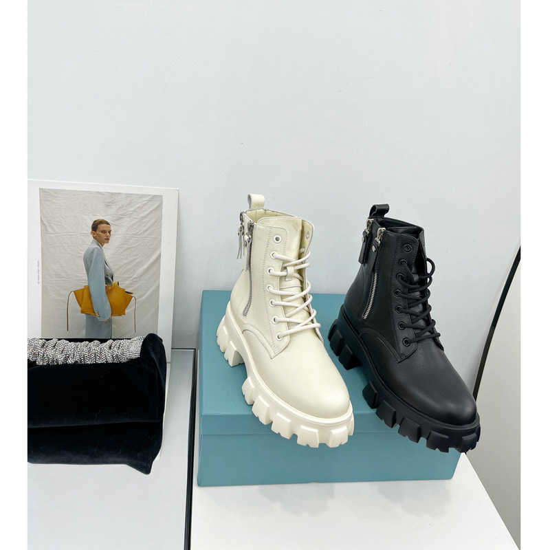 New 2021 Women Boots Black Double Zipper Gear Thick Bottom Martin Boot Short Winter Woman White Shoes Y1016
New 2021 Women Boots Black Double Zipper Gear Thick Bottom Martin Boot Short Winter Woman White Shoes Y1016