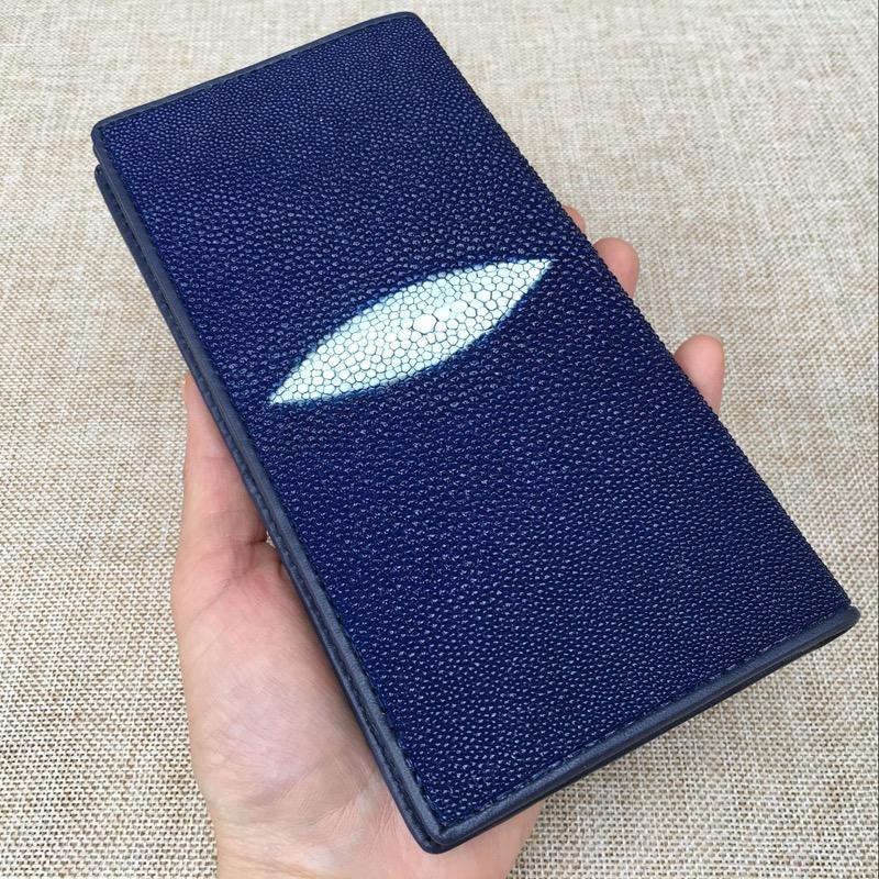 Unisex Style Authentic Real Stingray Skin Women Men Slim Bifold Wallet Card Bag Genuine Leather Female Male Thin Clutch Purse, Black
Unisex Style Authentic Real Stingray Skin Women Men Slim Bifold Wallet Card Bag Genuine Leather Female Male Thin Clutch Purse, Black