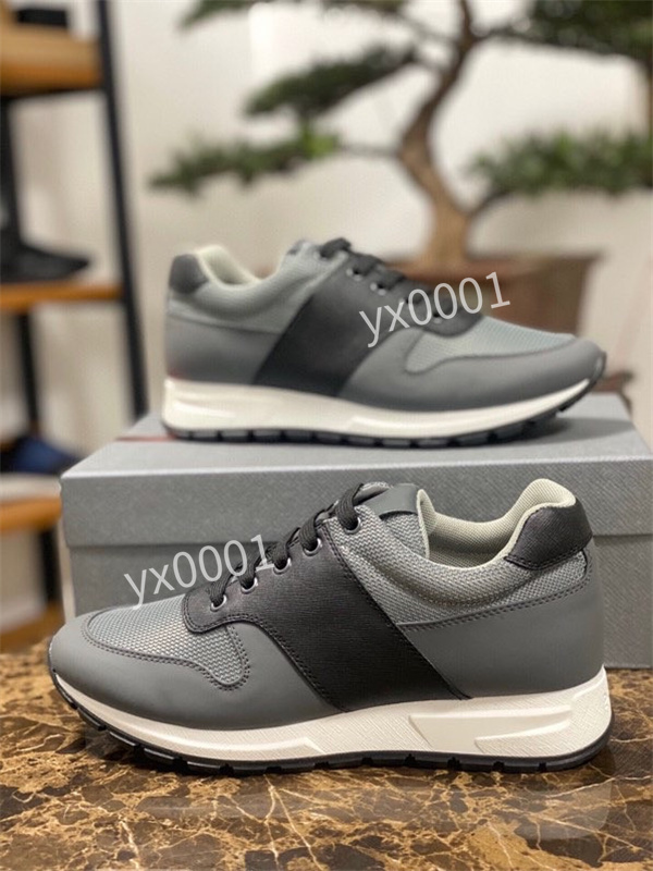 2021 RUN AWAY Womens boots Designer sneakers Luxury leather casual shoe men shoes genuine Valentinoes fashion Mixed color, 01
2021 RUN AWAY Womens boots Designer sneakers Luxury leather casual shoe men shoes genuine Valentinoes fashion Mixed color, 01