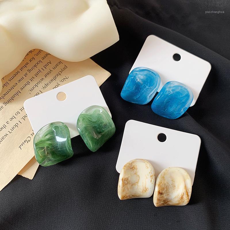 Stud LOVOACC Vintage Irregular Geometric Earrings For Women Gradient Color Arcylic Resin Minimalist French Jewelry, Golden;silver
Stud LOVOACC Vintage Irregular Geometric Earrings For Women Gradient Color Arcylic Resin Minimalist French Jewelry, Golden;silver