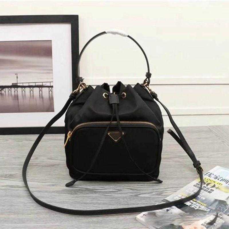 Women Luxurys Designers Bags 2021 designer handbags Multi Pochette Crossbody Bag Zhouzhoubao123 Louisbags_18 Hanghhangbag Bucket Fashio 8VT3
Women Luxurys Designers Bags 2021 designer handbags Multi Pochette Crossbody Bag Zhouzhoubao123 Louisbags_18 Hanghhangbag Bucket Fashio 8VT3