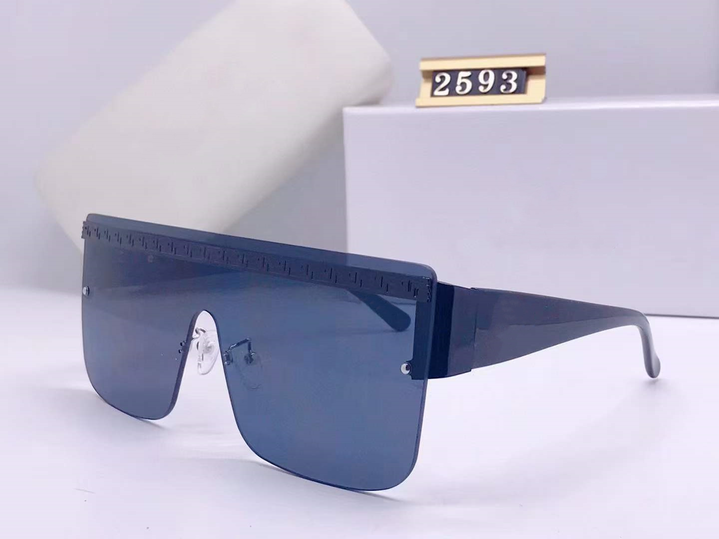 2593 Designer Square Sunglasses Men Women Vintage Shades Driving Polarized Sunglass Male Sun Glasses Fashion Metal Plank Sunglass Eyewear, White;black
2593 Designer Square Sunglasses Men Women Vintage Shades Driving Polarized Sunglass Male Sun Glasses Fashion Metal Plank Sunglass Eyewear, White;black