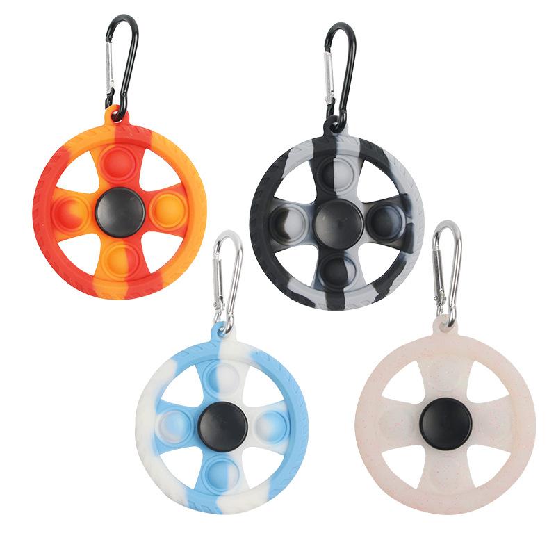 2021/7-Finger gyro toys game glow-in-the-night silicone rat control pioneer decompression toy key ring
2021/7-Finger gyro toys game glow-in-the-night silicone rat control pioneer decompression toy key ring