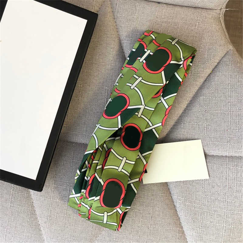 Trendy Designer Elastic Headbands With Stamps Women Sports Yoga Running Hairband Double Letter Hair Hoop Lady Headwear
Trendy Designer Elastic Headbands With Stamps Women Sports Yoga Running Hairband Double Letter Hair Hoop Lady Headwear