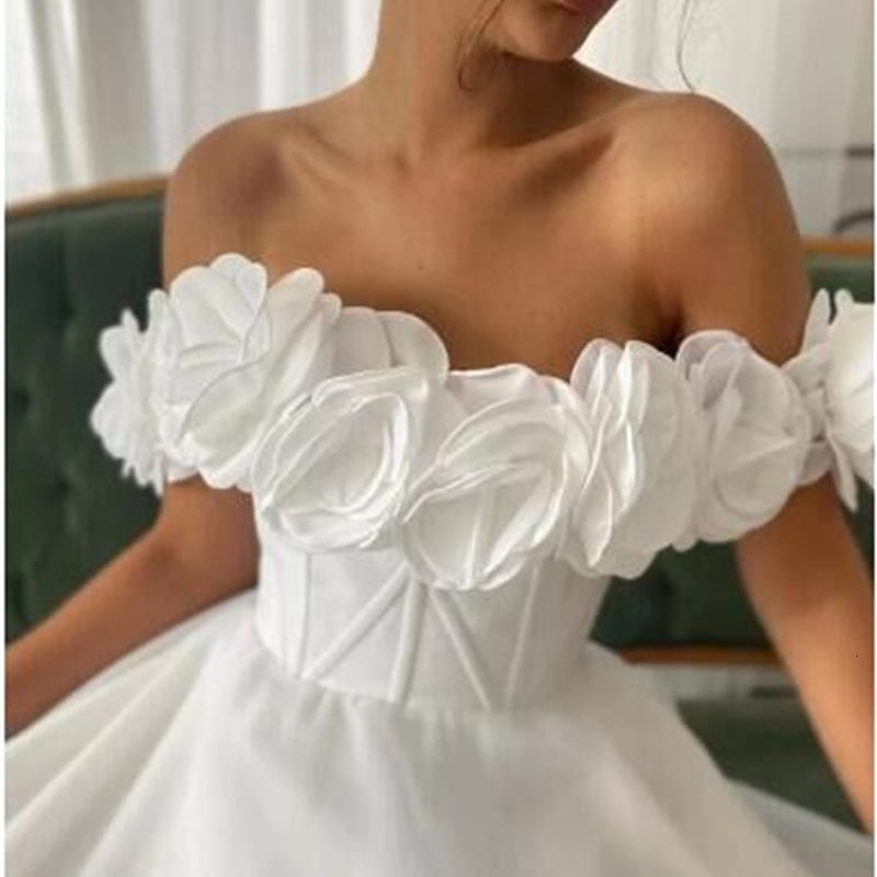 2021 New White Bridal Gown Boat Neck Off Shoulder Beach Wedding Es Top Corseted 3d Flowers Princess Party Wear Vestidos De Mairee 5r6r, Ivory 
2021 New White Bridal Gown Boat Neck Off Shoulder Beach Wedding Es Top Corseted 3d Flowers Princess Party Wear Vestidos De Mairee 5r6r, Ivory