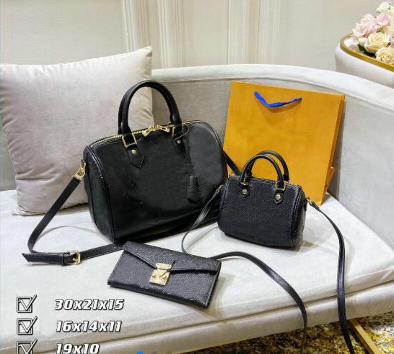Women 3pcs/set designer embossing Shoulder Bags Messenger Bag Leather travel tote Handbags Wallet Purse Ladies Cosmetic Crossbody Bags, Black
Women 3pcs/set designer embossing Shoulder Bags Messenger Bag Leather travel tote Handbags Wallet Purse Ladies Cosmetic Crossbody Bags, Black