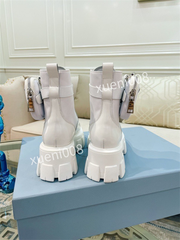 2021 Designer Women Boots Platform Diamond Chunky Heel 35-41 Martin Boot Genuine Leather Bee Star Shoes Deserts Winter Outdoor Lady Party Buckle zh211018, 01
2021 Designer Women Boots Platform Diamond Chunky Heel 35-41 Martin Boot Genuine Leather Bee Star Shoes Deserts Winter Outdoor Lady Party Buckle zh211018, 01