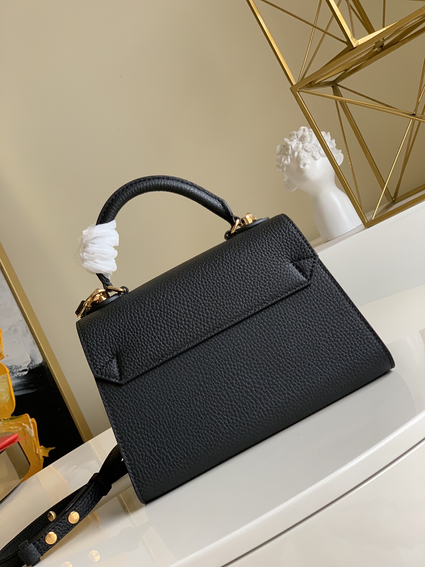 2021 latest design fashion handbag dignified atmosphere, suitable for all kinds of occasions women luxurys designers bags
2021 latest design fashion handbag dignified atmosphere, suitable for all kinds of occasions women luxurys designers bags