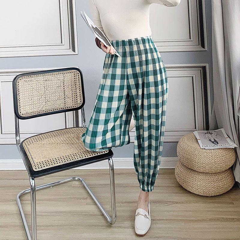 2021 Winter New Thick Fabric Pleated Plaid Korean Women Check Harem Casual Cropped Aesthetic Pants Pencil Trousers P4op, Green
2021 Winter New Thick Fabric Pleated Plaid Korean Women Check Harem Casual Cropped Aesthetic Pants Pencil Trousers P4op, Green