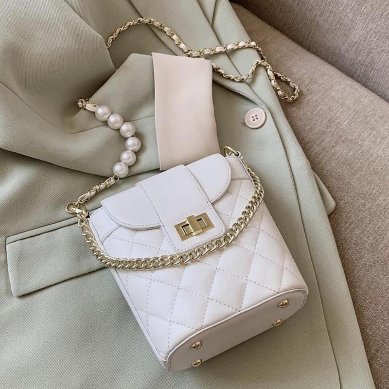 Lattice Tote Bucket bag 2021 Fashion New High-quality PU Leather Women's Designer Handbag Pearl Chain Shoulder Messenger Bag, Black
Lattice Tote Bucket bag 2021 Fashion New High-quality PU Leather Women's Designer Handbag Pearl Chain Shoulder Messenger Bag, Black