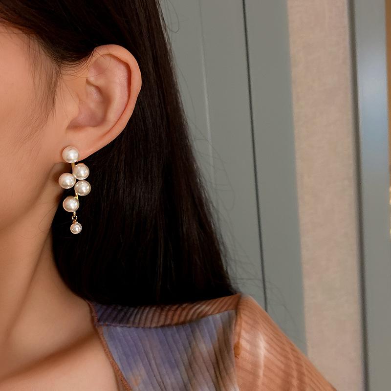 Dangle & Chandelier Fashion Pearl Tassel Drop Earrings For Women Vintage Jewelry Modern Party Wedding Bridal Accessories Trendy Ear Jewellry, Silver
Dangle & Chandelier Fashion Pearl Tassel Drop Earrings For Women Vintage Jewelry Modern Party Wedding Bridal Accessories Trendy Ear Jewellry, Silver