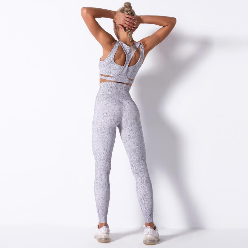 Yoga Set Women leggings Set Gym Clothing For Women 2 Piece Sets Sport Suit Fitness Sportswear Yoga legging and Sport bra femme, Black
Yoga Set Women leggings Set Gym Clothing For Women 2 Piece Sets Sport Suit Fitness Sportswear Yoga legging and Sport bra femme, Black
