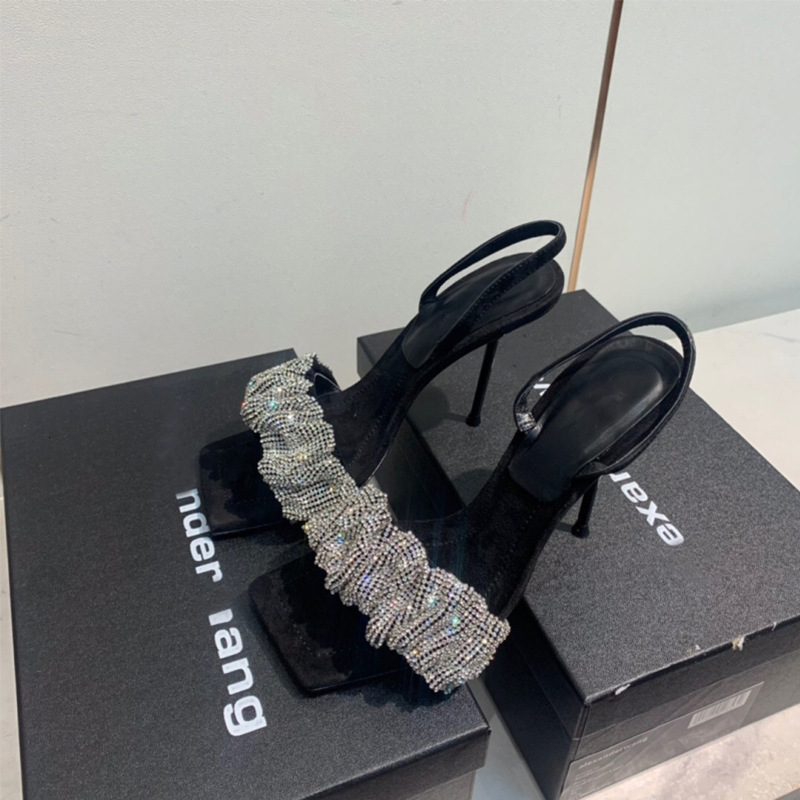 dress shoes 2021 primavera vero novo couro de cristal sapatos salto alto com do do p quadrado strass sandlias qualida stiletto wv2, Black
dress shoes 2021 primavera vero novo couro de cristal sapatos salto alto com do do p quadrado strass sandlias qualida stiletto wv2, Black