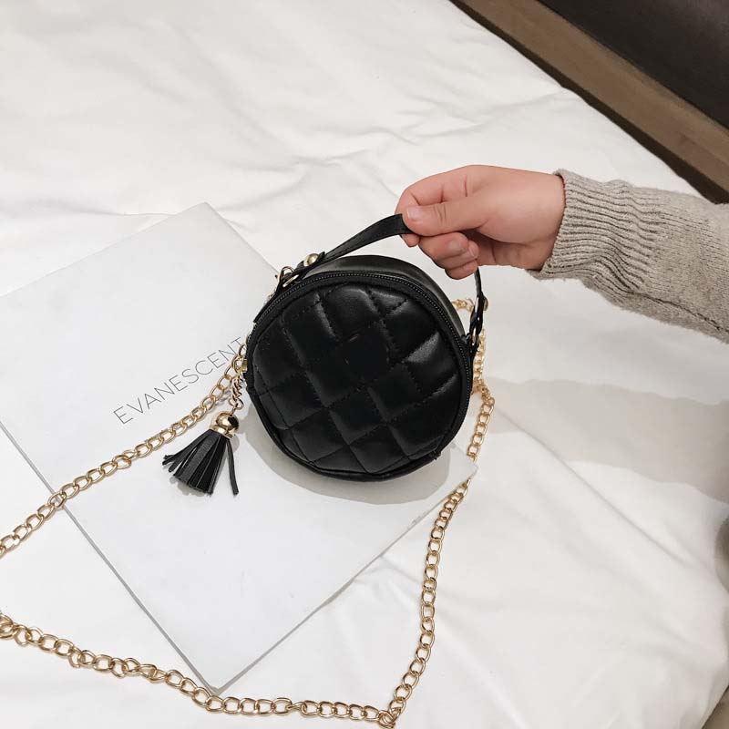 Children Handbags Fashion Korean Baby Girls Mini Princess Purses Lovely Designer Kids Round Bags Girls Crossbody Bags, Red 
Children Handbags Fashion Korean Baby Girls Mini Princess Purses Lovely Designer Kids Round Bags Girls Crossbody Bags, Red