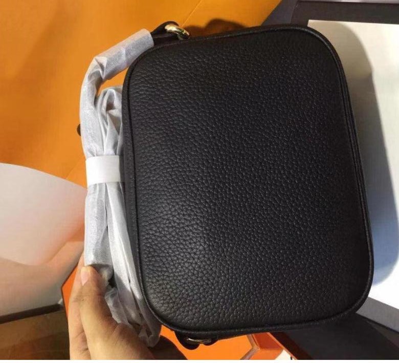 Designers Women Handbags Leather Cross Soho Disco Shoulder Bag Fringed Messenger Bags Pe Wallet, White
Designers Women Handbags Leather Cross Soho Disco Shoulder Bag Fringed Messenger Bags Pe Wallet, White