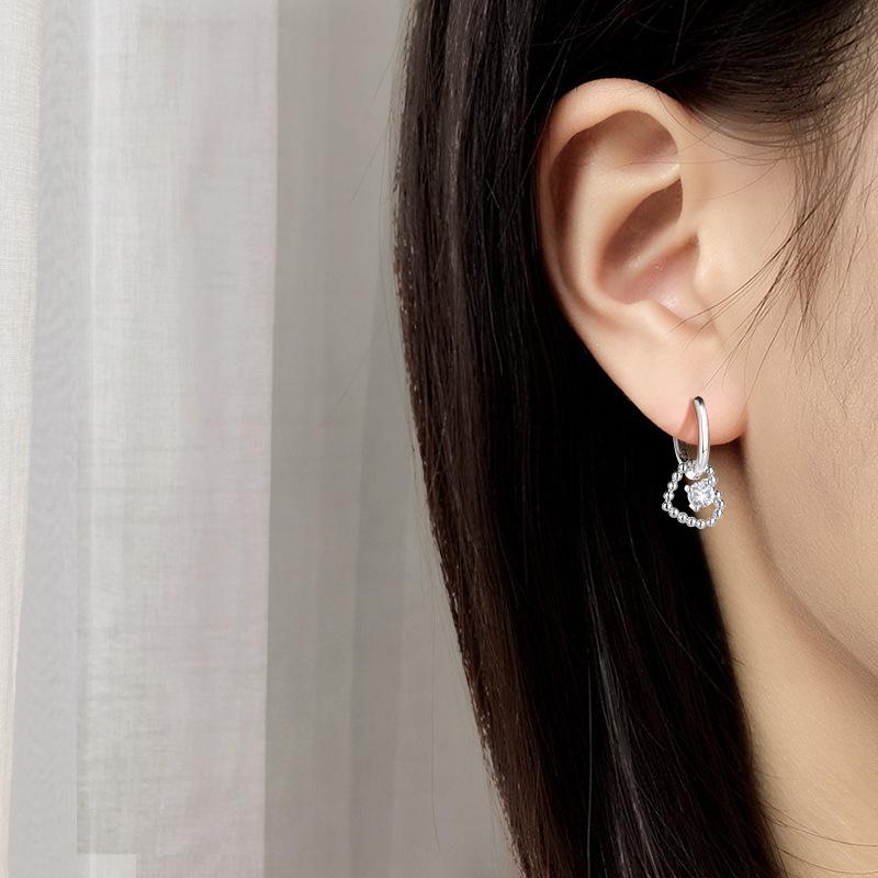 Hoop & Huggie LUTAKU Tiny Small CZ Heart Earrings For Women Romantic Cubic Zirconia Drop Korean Party Wedding Jewelry Gift
Hoop & Huggie LUTAKU Tiny Small CZ Heart Earrings For Women Romantic Cubic Zirconia Drop Korean Party Wedding Jewelry Gift