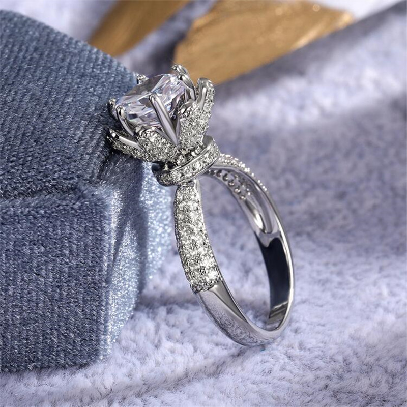 Choucong New Arrival Luxury Jewery 925 Sterling Silver Round Cut White Topaz CZ Diamond Gemstones Eternity Women Wedding Flower Ring Gift