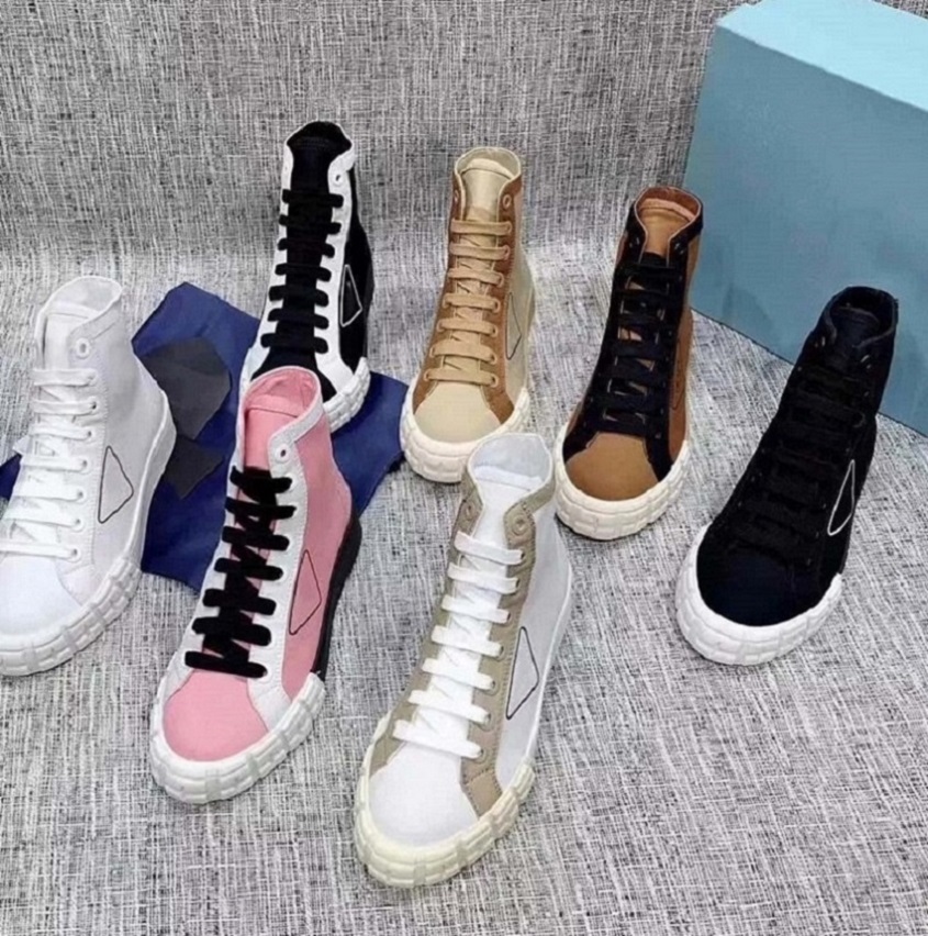 Fashion women shoes Sneakers high top triple black white red pink Beige lace up Clearsole mens casual sneaker size 35-40 home011 16, Box
Fashion women shoes Sneakers high top triple black white red pink Beige lace up Clearsole mens casual sneaker size 35-40 home011 16, Box