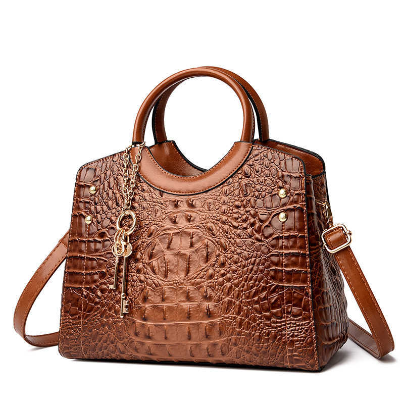 Crocodile pattern women's hand new single shoulder high-end fashion leisure messenger bag, Wine
Crocodile pattern women's hand new single shoulder high-end fashion leisure messenger bag, Wine
