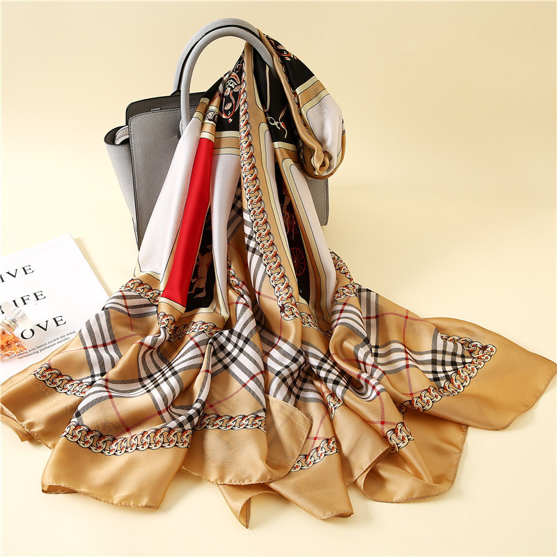 Spring/summer/autumn new small lattice high-end imitation silk scarf, female decoration, fashion air-conditioning scarf shawl, Blue;gray 
Spring/summer/autumn new small lattice high-end imitation silk scarf, female decoration, fashion air-conditioning scarf shawl, Blue;gray