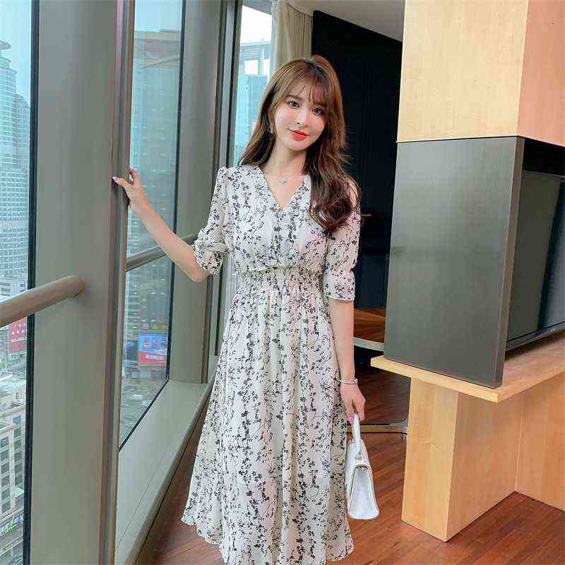 Woman Casual Dresses 2022 Summer V-neck Fungus Edge Closing Waist Thin Medium Long Chiffon Floral Dr, Black;gray
Woman Casual Dresses 2022 Summer V-neck Fungus Edge Closing Waist Thin Medium Long Chiffon Floral Dr, Black;gray