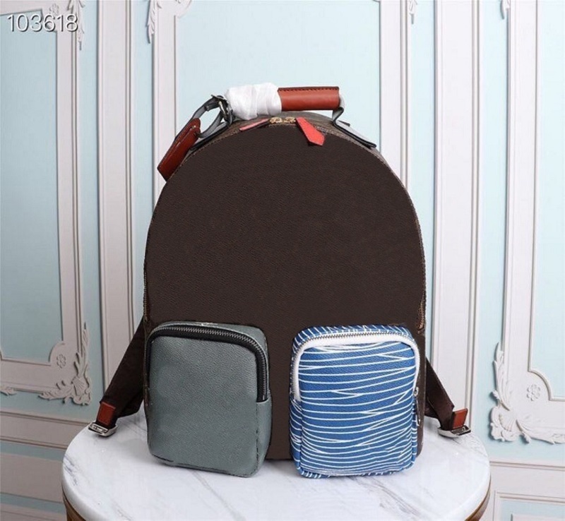 Designer backpack with distinctive double pockets, unisex, color design, artistic and elegant, suitable for any occasion, size 30*40*20cm0, Black
Designer backpack with distinctive double pockets, unisex, color design, artistic and elegant, suitable for any occasion, size 30*40*20cm0, Black