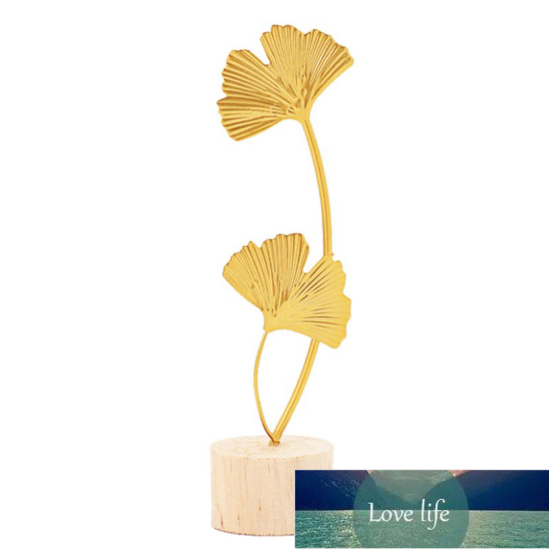 Modern home decoration office accessories for living room piecies home decor statues Leaves Statue miniature metal Ornaments Factory price expert desi