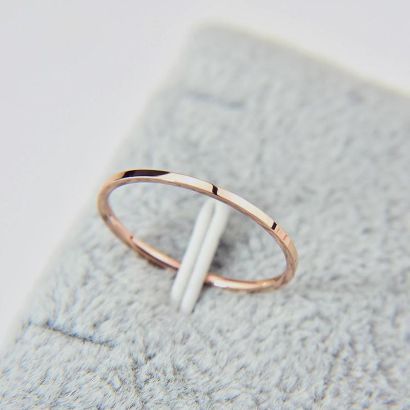 Wedding Rings Women Ultra-fine Trendy 1mm Width Band Glossy Simple Titanium Steel Rose Gold Fashion Jewelry Accessories, Slivery;golden
Wedding Rings Women Ultra-fine Trendy 1mm Width Band Glossy Simple Titanium Steel Rose Gold Fashion Jewelry Accessories, Slivery;golden
